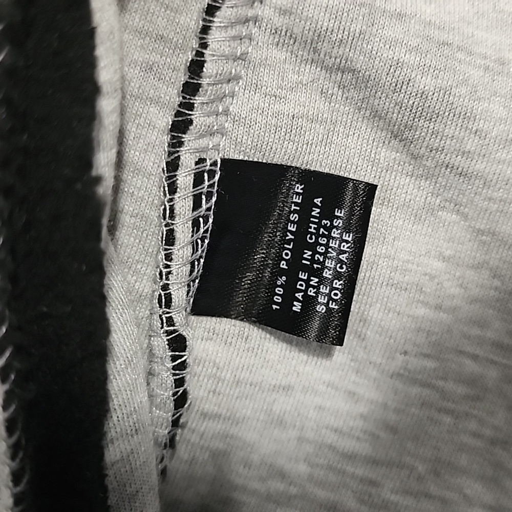 NFL Team Apparel Redskins zip up fleece Hoodie. NWT . Size S - Picture 10 of 10